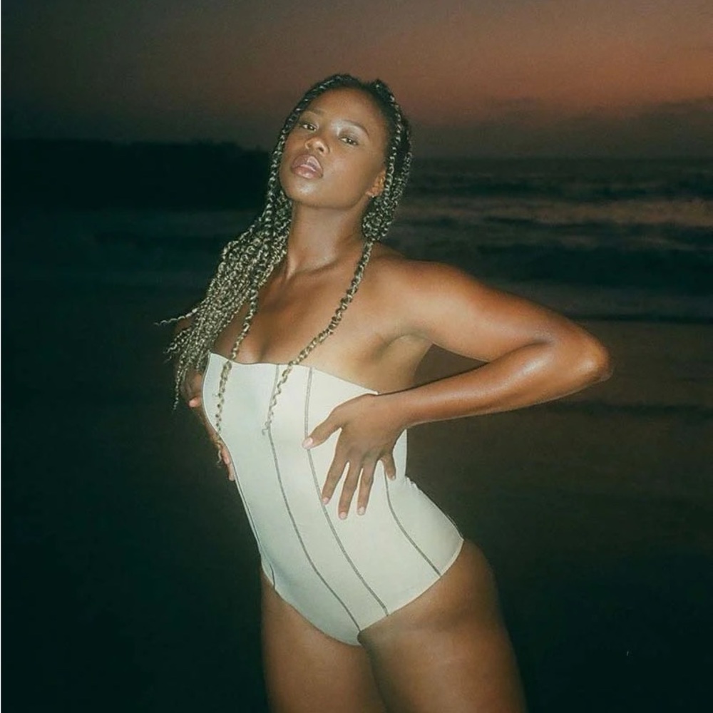 NWOT banshee iz one piece swim suit tan